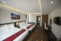 Sapa Wings Hotel, Забронировать Отель Шапа Лаокай, рядом с Рынок Сапа