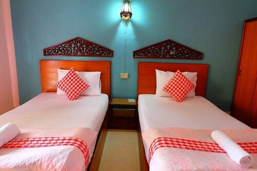 P.Paradise Hotel, Забронировать Курортный отель Отели Кампхэнгпхет с бассейном, Бассейн