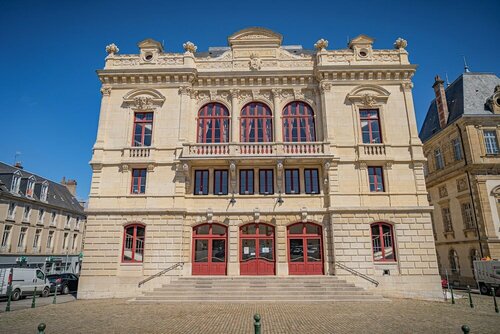 Appartements Pied à Terre, haut standing avec cuisine équipée et terrasse / Groupe HRM, Rezervasyon Daire Autun Morvan