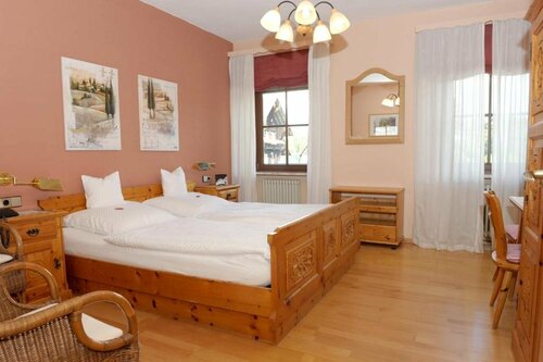 Hotel Sarbacher, 预订 酒店 Gernsbach Landkreis Karlsruhe
