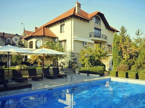 Diplomat Hotel, Забронировать Отель Отели Кишинева 5 звезд, рядом с Stefan The Great City Park, 5*