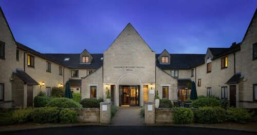Travelodge Witney, Book Hotel Witney 