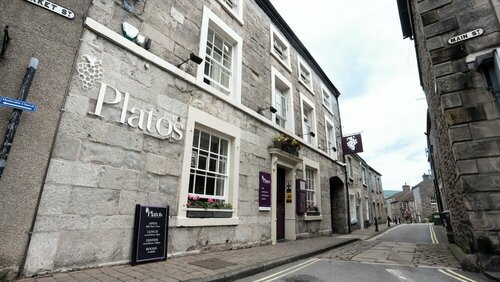 Plato's, Rezervați Bed and Breakfast Hoteluri de afaceri în Carnforth, 4* 5*