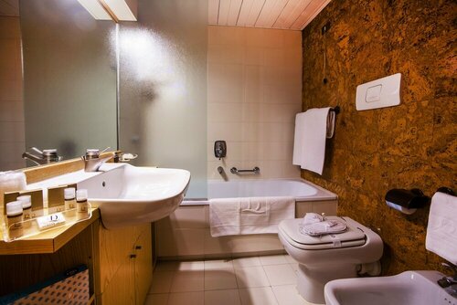 Hotel Les Jumeaux Courmayeur, Забронировать Отель Отели Курмайора с питанием, Пансион