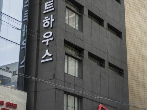 One Way Guesthouse Busan, Varaa Hostelli Busan hostellit, Hostelli
