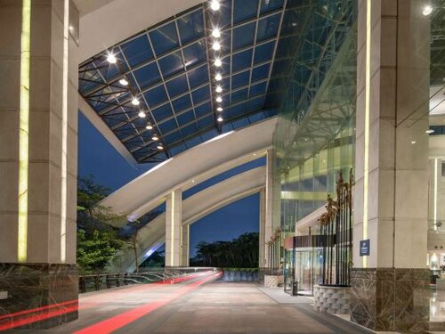 Hilton Guangzhou Science City, Rezerwuj Hotel Hotele w Kanton z Basenem, Basen