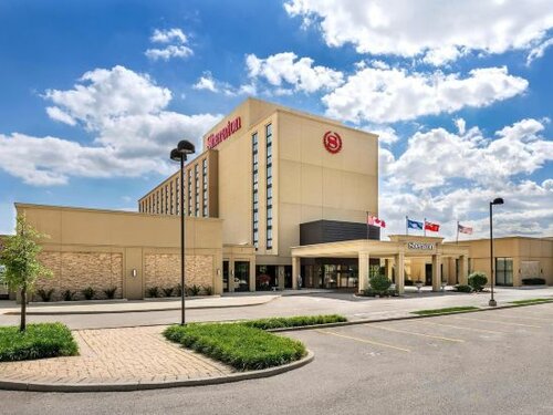 Sheraton Toronto Airport Hotel & Conference Centre, Забронировать Отель Этобико Торонто