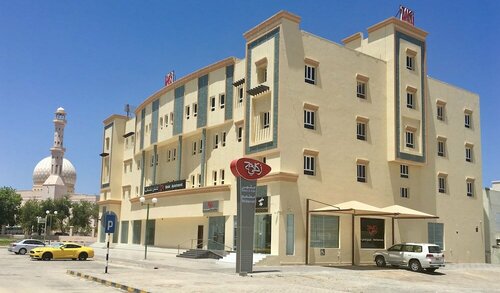 Zaki Hotel Apartment, Book Apartment Hotels in Al Ashkharah with Parking, Parking