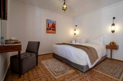 riad dar nejma & Spa, Забронировать Курортный отель Курортные отели Марракеша, рядом с Гробницы Саадидов, Курортный отель