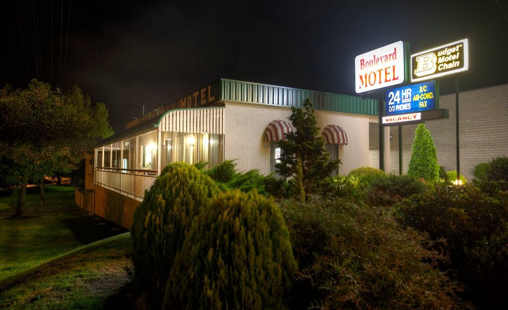 Boulevard Motel