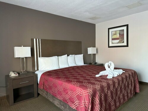 Econo Lodge Inn and Suites Lethbridge, Rezervați Hotel Lethbridge 