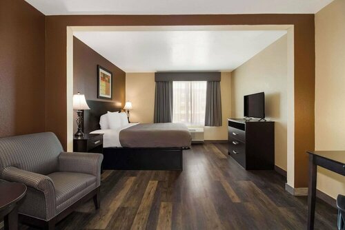 La Quinta Inn by Wyndham North Myrtle Beach, Забронировать Отель Отели Южной Каролины 3 звезды, 3*
