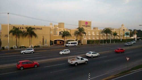 Plaza Camelinas Hotel, Забронировать Отель Керетаро El Bajio, рядом с Торговый центр Galerias Queretaro