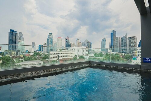 VOQUE Hotel & Serviced Residence Sukhumvit 51, Забронировать Отель Отели Провинции Бангкока с парковкой, Парковка
