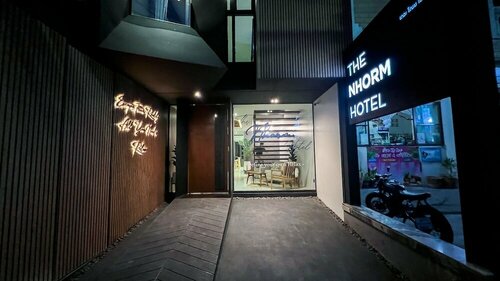 The Nhorm Hotel Ratchada, Забронировать Отель Диндэн Ban Na Song