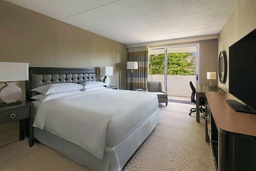 Four Seasons, Varaa Hotelli Greensboro Pohjois-Carolina