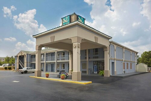 Quality Inn Augusta West Near Fort Gordon, Забронировать Отель Огаста Джорджия