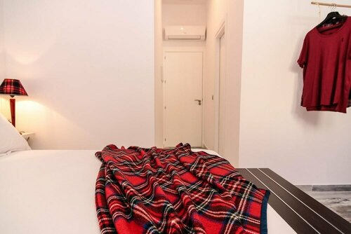 8 Rooms Tarifa, Забронировать Гостевой дом Тарифа Los Alcornocales Natural Park, рядом с Castillo de Guzmán