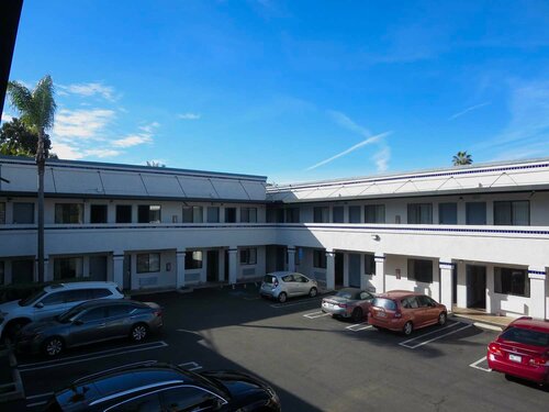 Rodeway Inn Encinitas North, Забронировать Отель Энсинитас San Diego County, рядом с Beacon Beach
