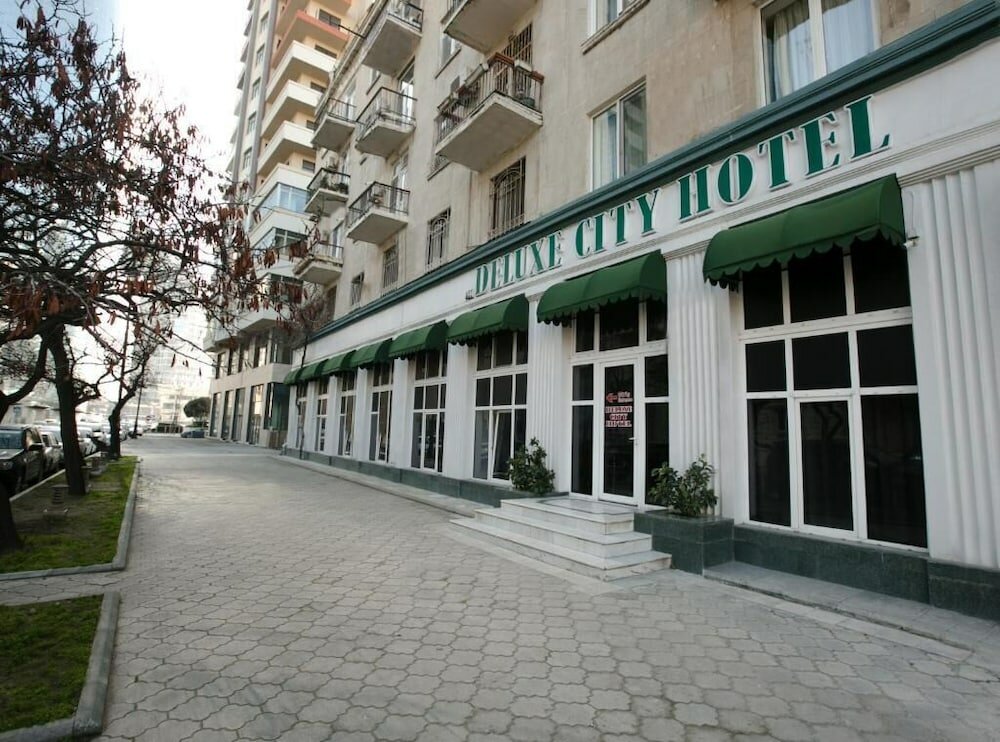 Deluxe Hotel by Zorge street