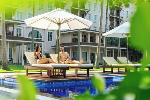 Vinpearl Luxury Da Nang, Rezervasyon Tatil Köyü Da Nang , Marble Sculptures yakınında