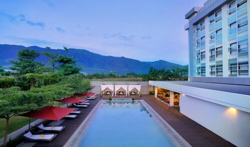 Mercure Palu, Book Hotel Hoteller i Sulawesi med pool, Swimmingpool