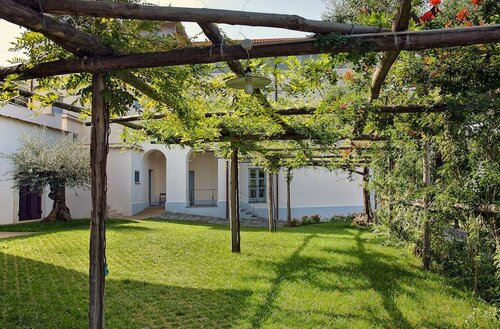 Villa Sabrina Relais, Забронировать Вилла Сорренто Побережье Сорренто, рядом с Пляж Марина-ди-Пуоло