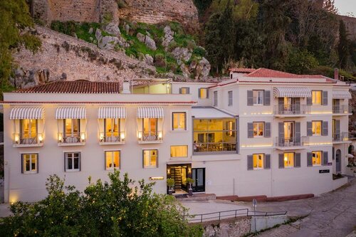 Leto Nuevo Hotel, Забронировать Отель Отели Нафплион с парковкой, рядом с Peloponnesian Folklore Foundation, Парковка