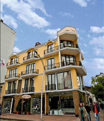 Eiffel Hotel, Забронировать Отель Недорогие отели Батуми, рядом с Статуя Медеи, недорогие