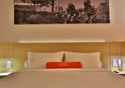 HARRIS Hotel Pontianak, Забронировать Отель Понтианак West Kalimantan