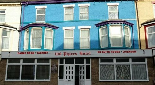 100 Pipers Hotel, Забронировать Отель Блэкпул Ланкашир, рядом с Стадион футбольного клуба «Блэкпул»