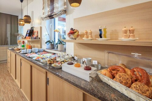 Hotel Schönau, Prenota Hotel Hotel 3 stelle a Lindau, 3*