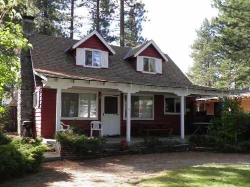780 Merced Ave., Забронировать Дом для отпуска Саут-Лейк-Тахо South Lake Tahoe Area, рядом с Пляж El Dorado