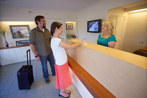 Fort Davidson Hotel, Buchen Sie Hotel Pilot Knob Ozark