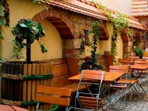 Hotel Schlossberg, จอง โรงแรม ไมเซน เดรสเดน