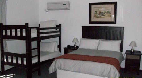 Laings Lodge, Забронировать Отель Отели Лайнсберг 3 звезды, 3*