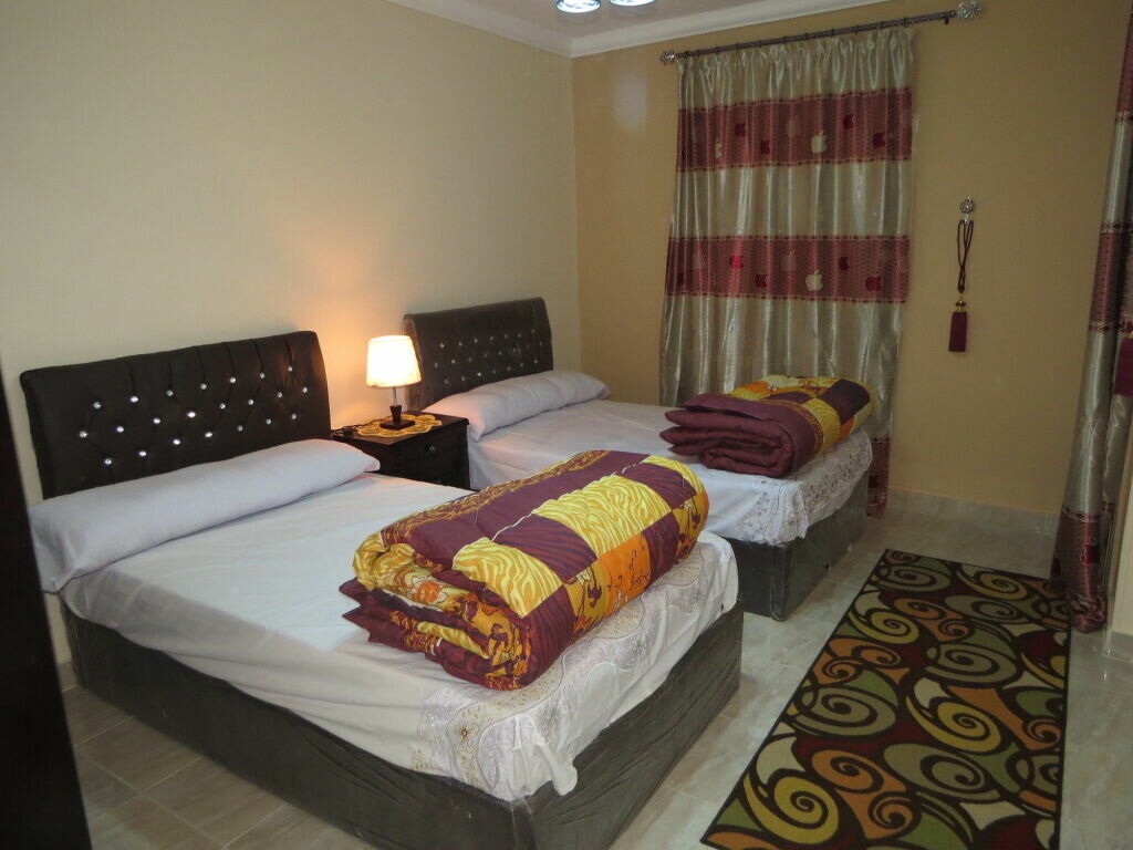Knz pyramids hotel