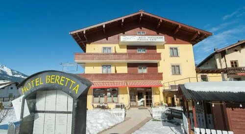 Hotel Beretta, Rezerwuj Hotel Hotele w Tirol z Basenem, Basen