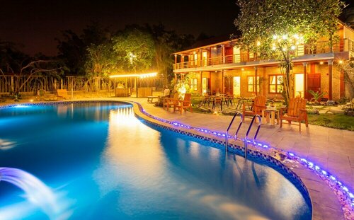 Tam Coc Luxury Homestay, Забронировать Отель Отели Тханьхоа́ с парковкой, Парковка