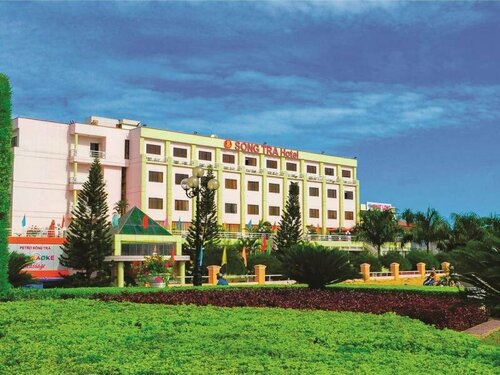 Song Tra Hotel, Rezervovat Hotel Quang Ngai hotely s bazénem, Bazén