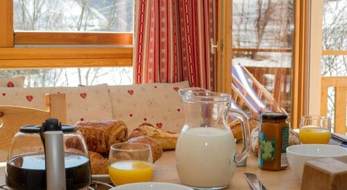 Le Balcon des Neiges, Book Hotel Hoteller i Rhône-Alps med parkering, Parkering