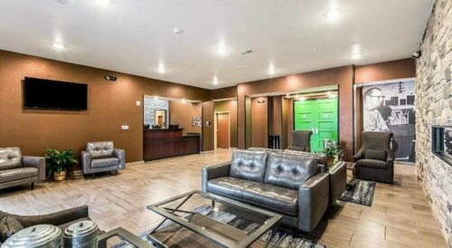 Cobblestone Hotel & Suites - Stevens Point, Book Hotel Stevens Point Wisconsin