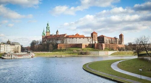 Riverside Aparthotel, Забронировать  Краков Малопольское воеводство, рядом с Adam Mickiewicz Monument