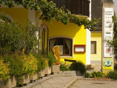 Gasthof Sauer, Varaa Hotelli Straß in Steiermark Southern Styria