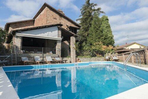 Casa Giuliana Holiday, Prenota Hotel Calosso Piemonte