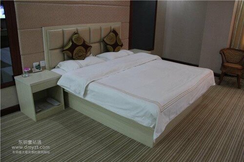Dushi Yizhan Business Hotel, Prenota Hotel Hotel a Shandong con parcheggio, Parcheggio