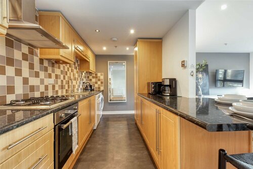 Executive 7 Apartments, Забронировать Апартаменты/квартира Отели Глазго с парковкой, рядом с Whyte &amp; Mackay, Парковка