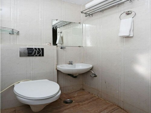 Collection O 10589 Laxmi Guest House, Забронировать Гостевой дом Гостевые дома Гвалиор, Гостевой дом