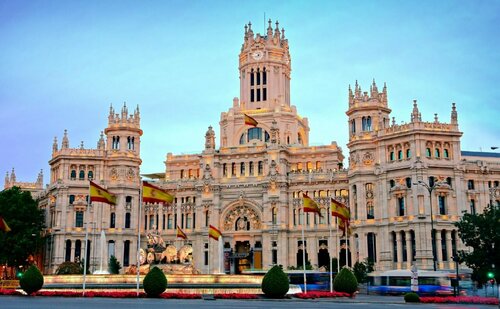 Ok Hostel Madrid, Забронировать Хостел Недорогие отели Мадрида, рядом с Здание Telefonica, недорогие
