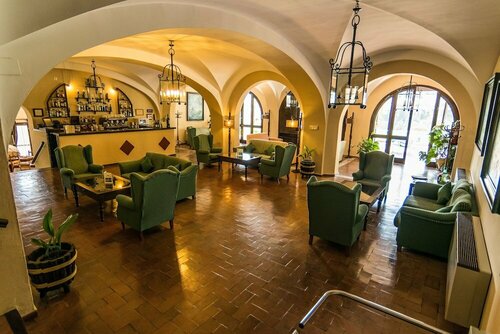 Villa Turística de Grazalema, Забронировать Отель Отели Грасалема с парковкой, Парковка